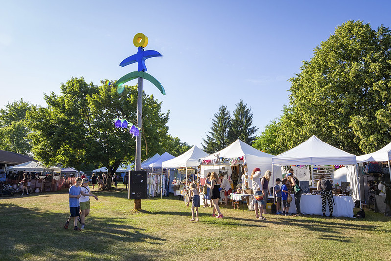 Hillside vendors